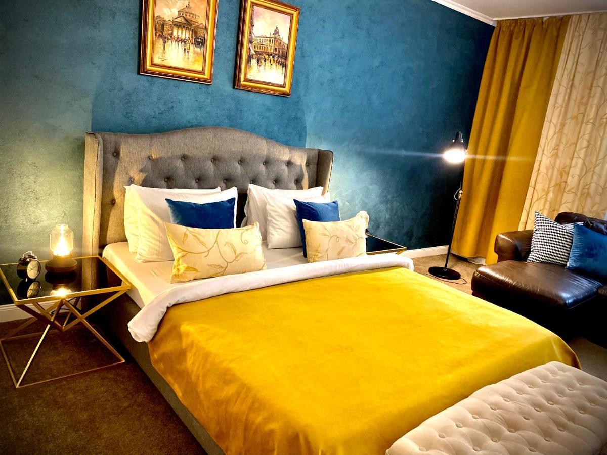 Sarada Boutique Luxury Apartment Deva Dış mekan fotoğraf