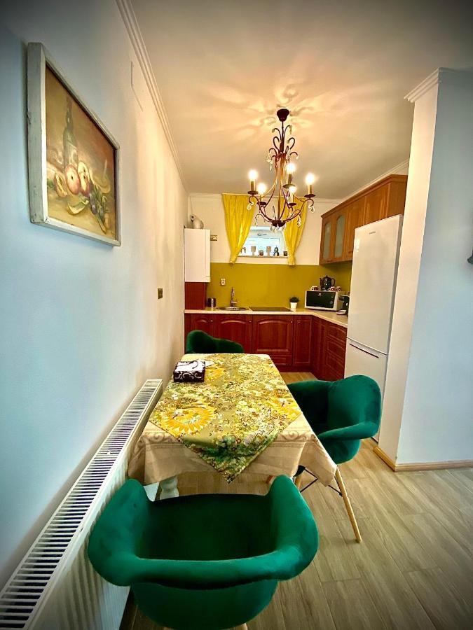 Sarada Boutique Luxury Apartment Deva Dış mekan fotoğraf