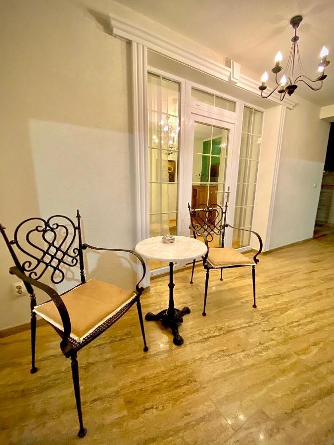 Sarada Boutique Luxury Apartment Deva Dış mekan fotoğraf