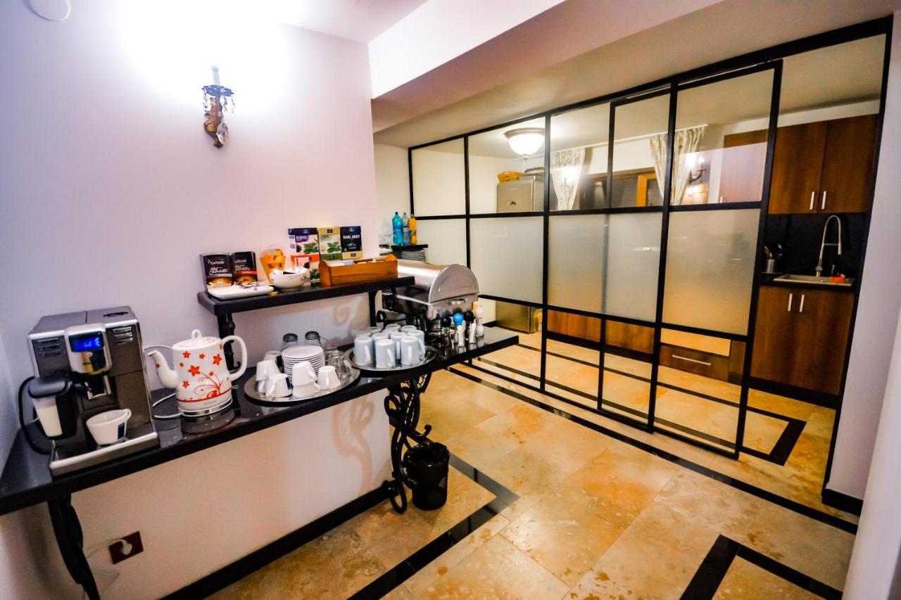 Sarada Boutique Luxury Apartment Deva Dış mekan fotoğraf