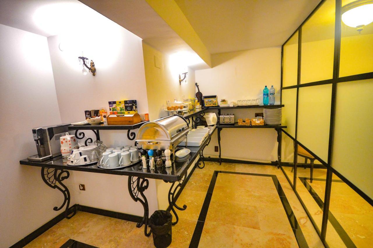 Sarada Boutique Luxury Apartment Deva Dış mekan fotoğraf